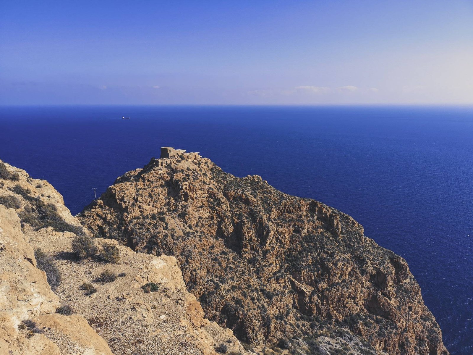 Batería de Castillitos on the edge of Cabo Tiñoso, Cartagena