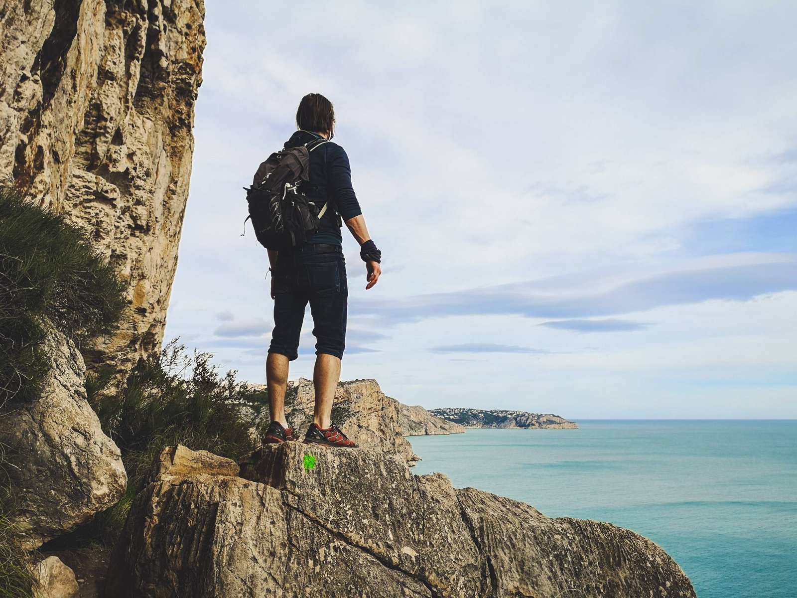 Hiking Los Acantilados in Benitachell, Spain