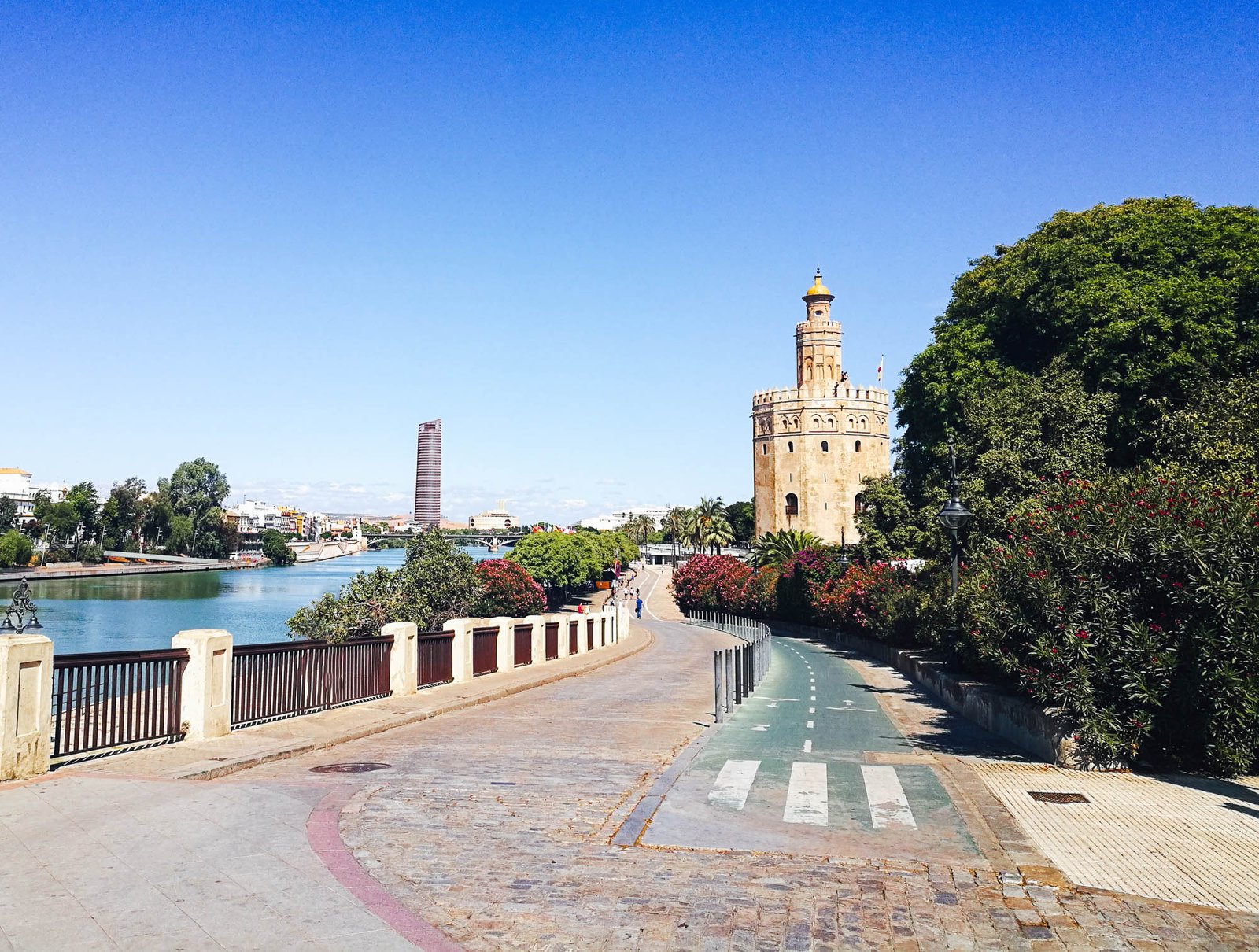 Torre del Oro, Seville